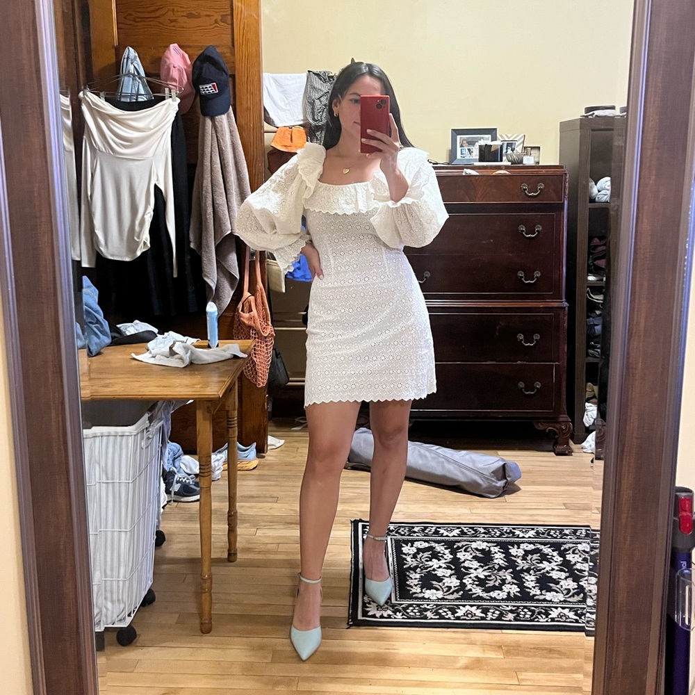 Dôen Franique dress in white